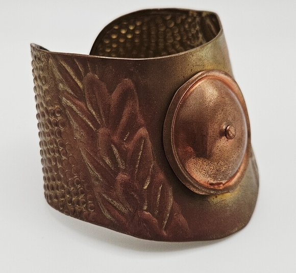 VINTAGE Unique Embossed Copper Large Cuff Bracelet Made in India - Picture 2 of 6